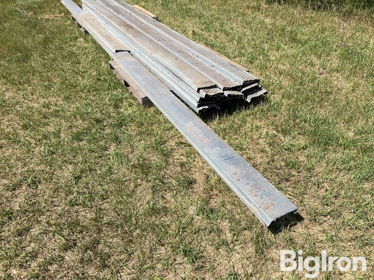 galvanized-grain-bin-aeration-floor-image-14