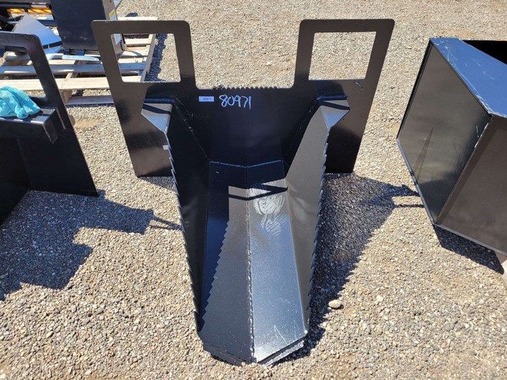 40-in.-skid-steer-spade-bucket-image-1
