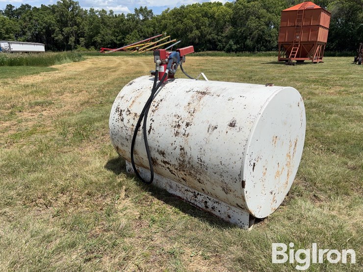 500-gal-steel-fuel-tank-w/110-volt-pump-image-7