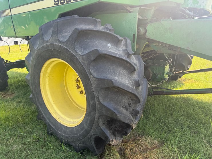 1990-john-deere-9600-image-11