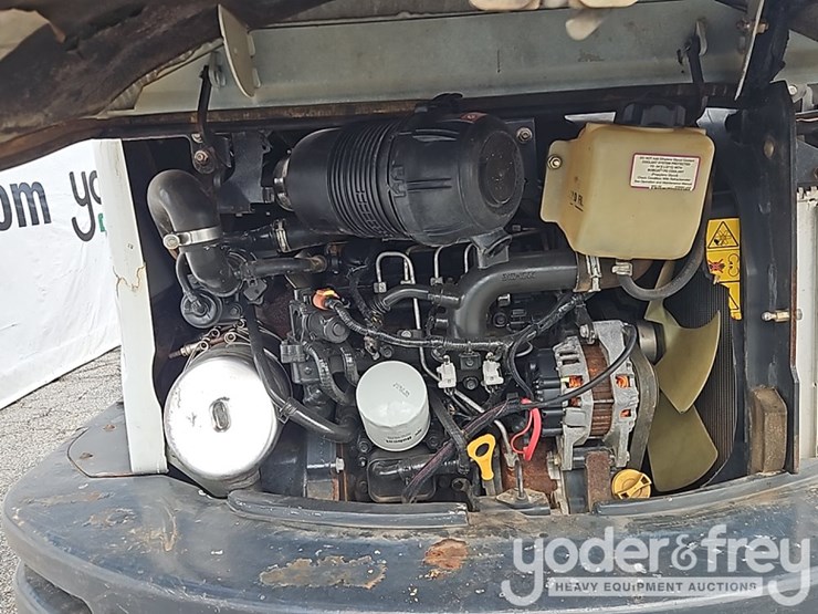 2017-bobcat-e32-image-34