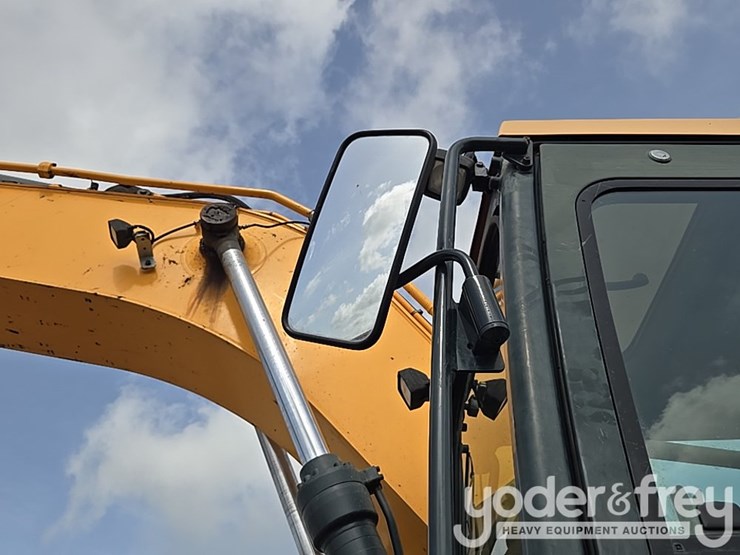 hyundai-hx260l-image-68