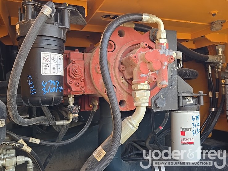 hyundai-hx260l-image-50