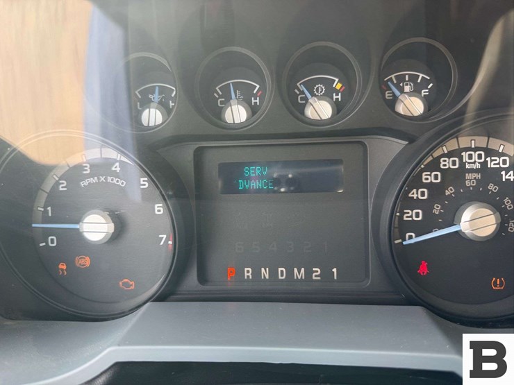 2013-ford-f350-image-33