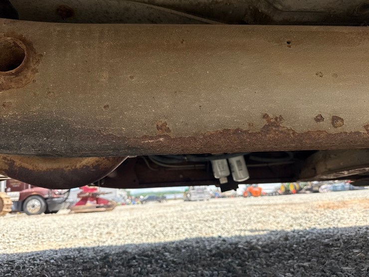 2008-chevrolet-3500hd-image-23