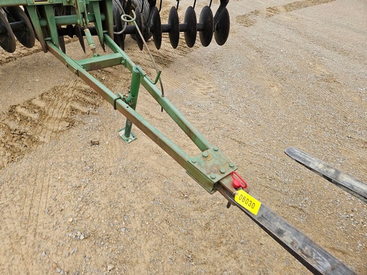 john-deere-215-image-9