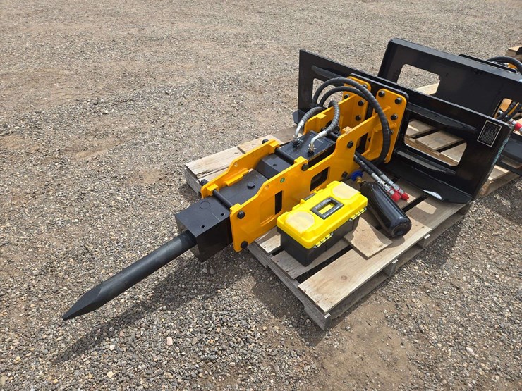 future-ft-p680-skid-steer-breaker-image-3