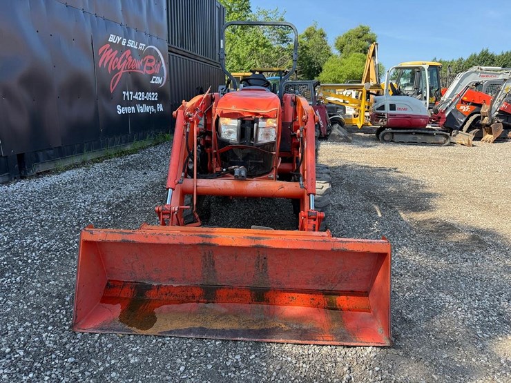 2013-kubota-l4760-image-7