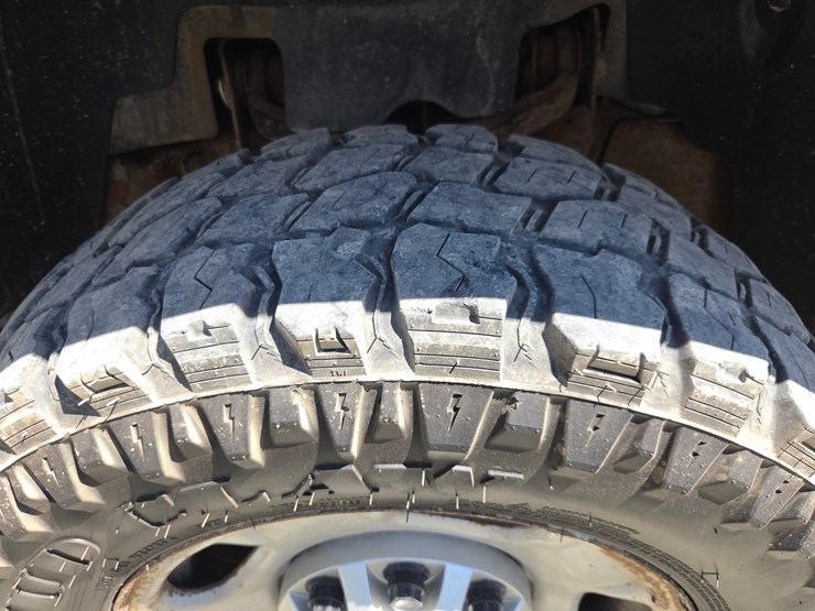 2011-chevrolet-2500-image-57