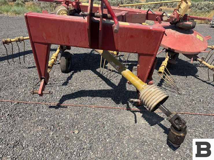 ford-254-rake-tedder-image-4