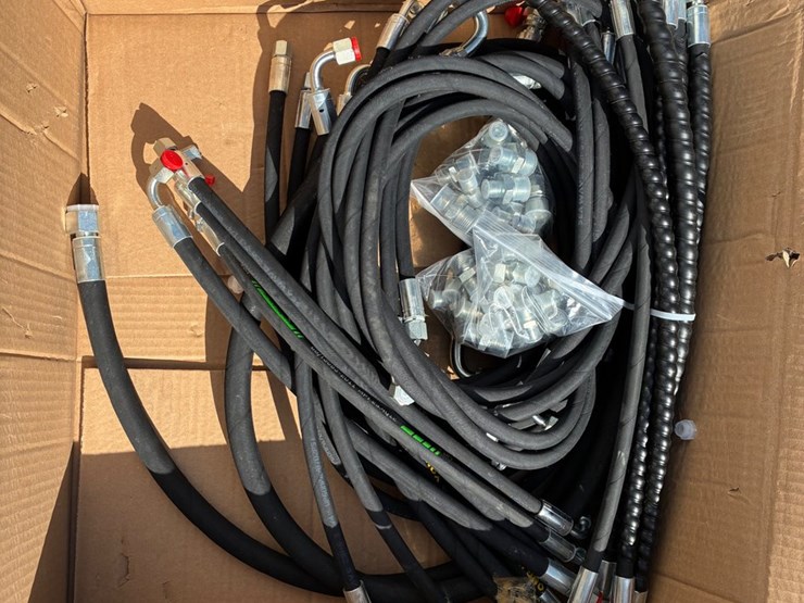 #9967-•-hoses-and-fittings-image-1