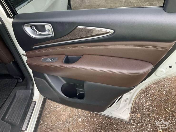 2014-infiniti-qx60-suv-image-22