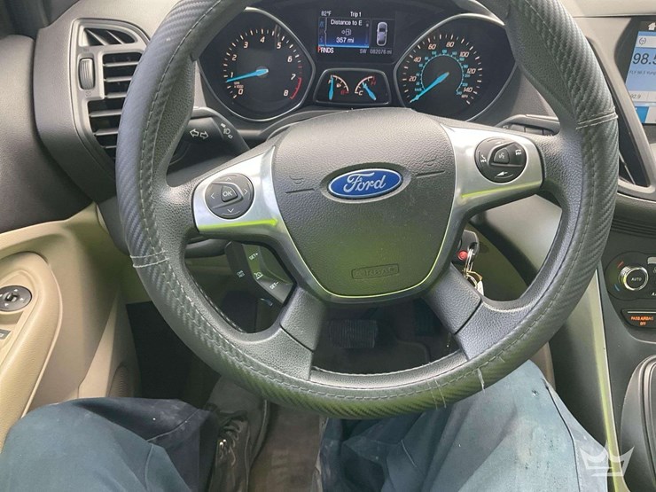 2016-ford-escape-image-15