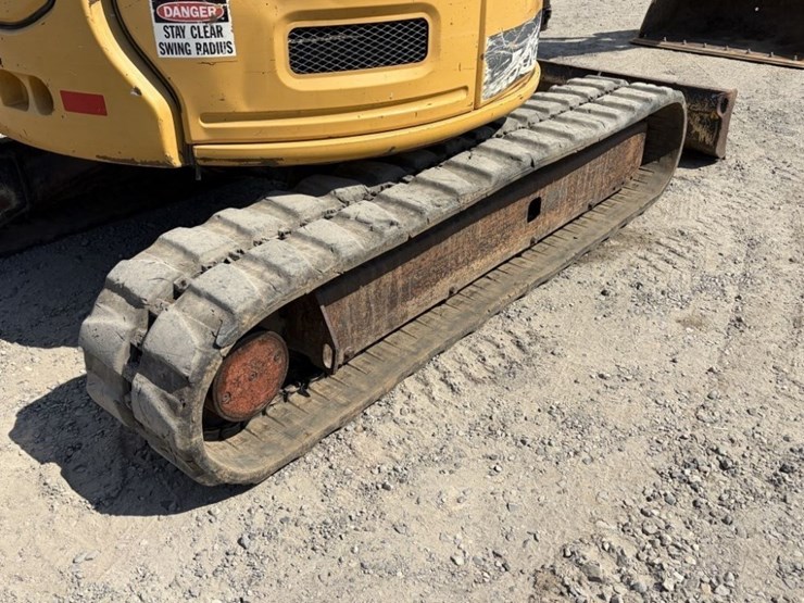 2013-deere-50g-image-19