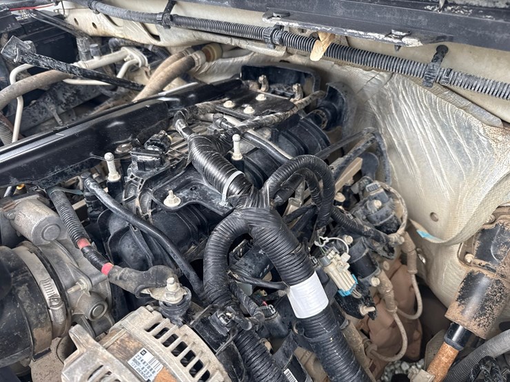 2017-gmc-3500hd-image-16
