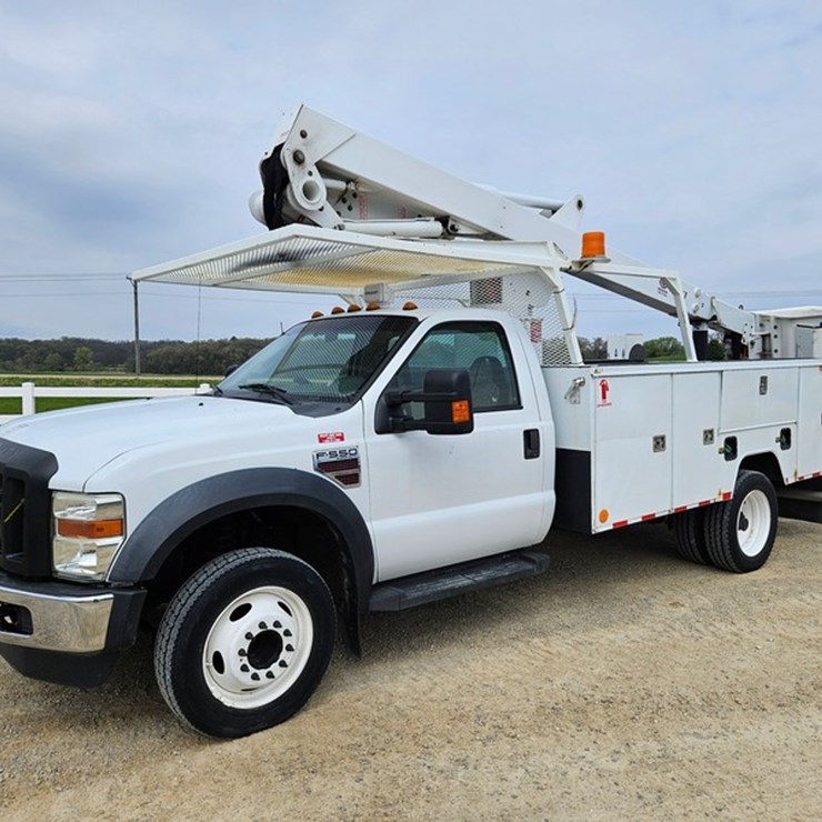 2008 FORD F550