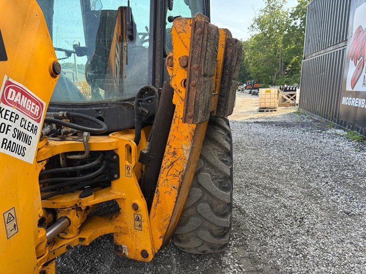 jcb-3cx14-image-13