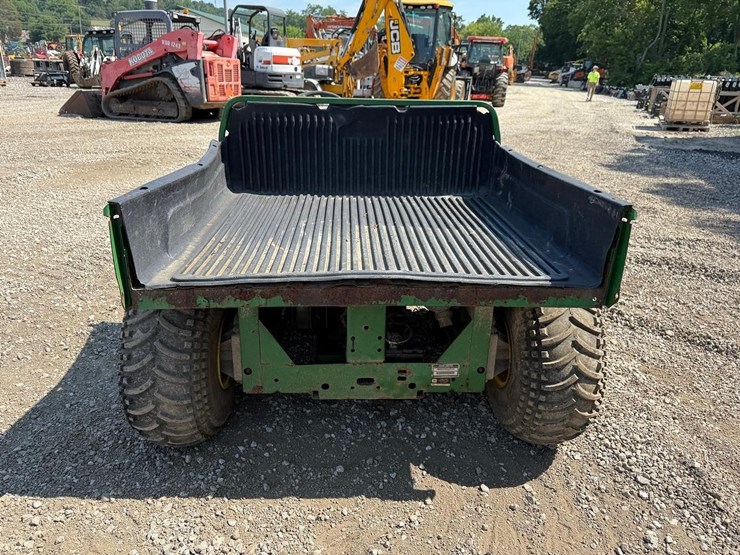 john-deere-gator-image-3