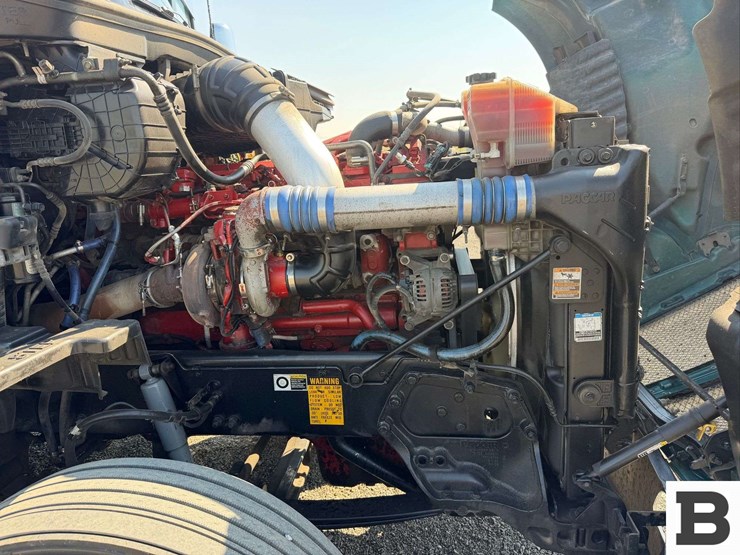 2016-kenworth-t680-image-55