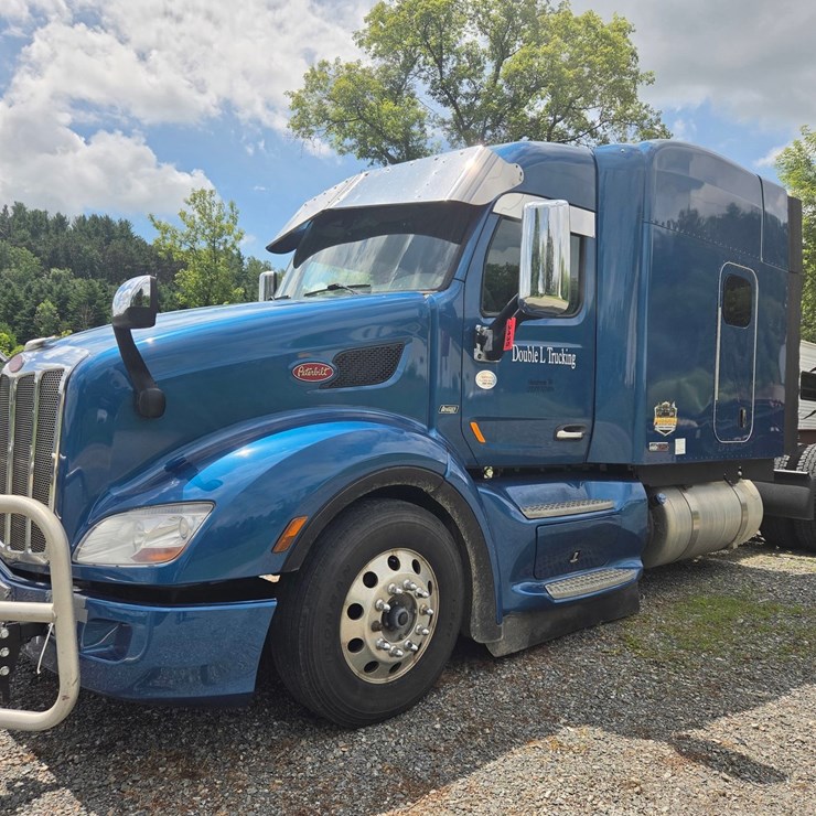 2019 PETERBILT 579