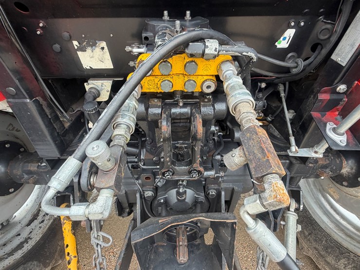 #39101-•-case-75c-tractor-image-38