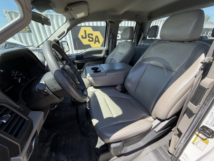 2019-ford-f150-xl-image-21