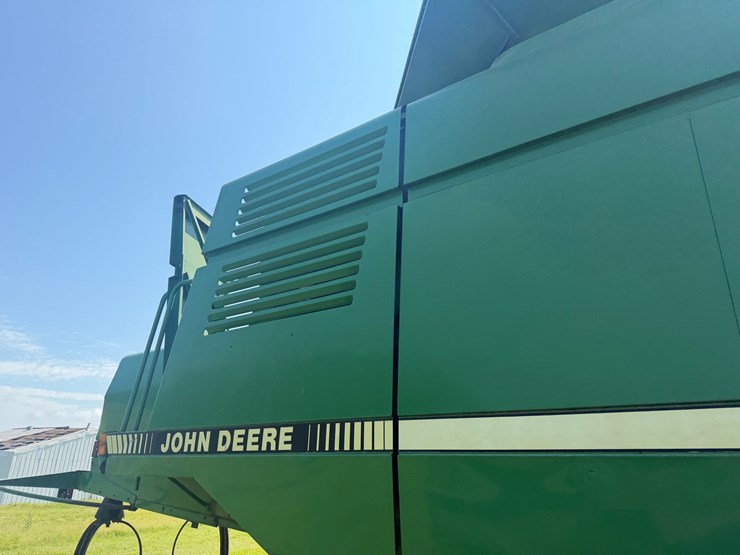 1990-john-deere-9600-image-47