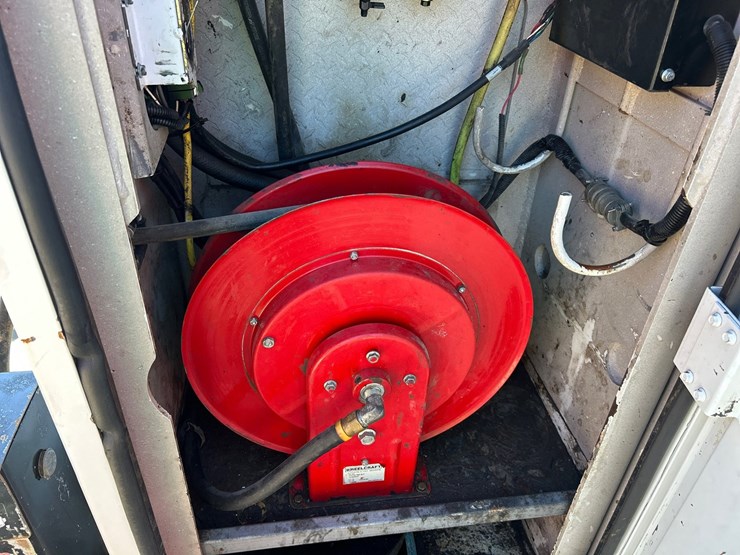 2018-kenworth-t270-image-23
