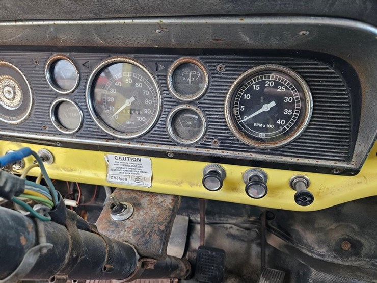 1975-ford-f750-image-23