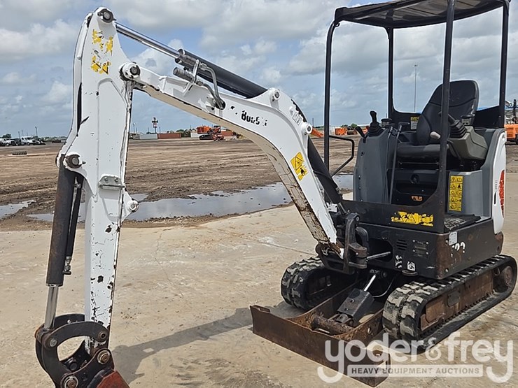 2019-bobcat-e20-image-24
