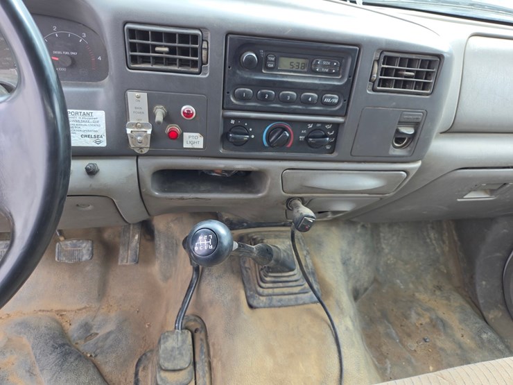 2001-ford-f550-image-53