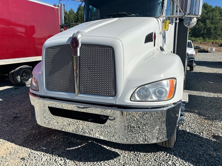 2018-kenworth-t270-image-11