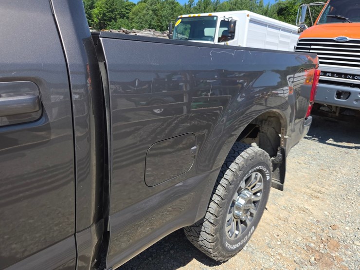2020-ford-f250-image-21