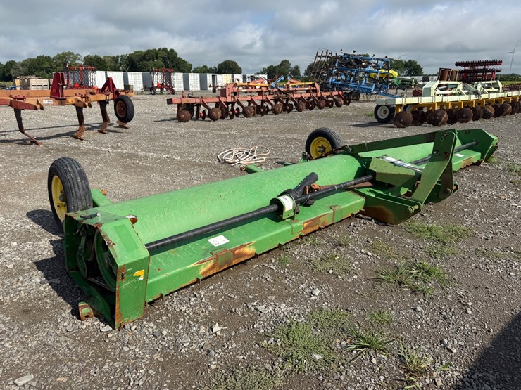 john-deere-520-image-2