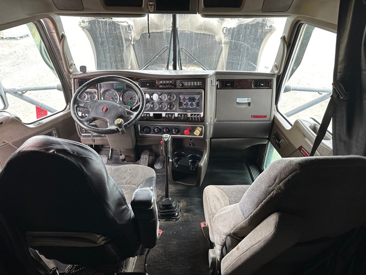 2014-kenworth-t660-image-65