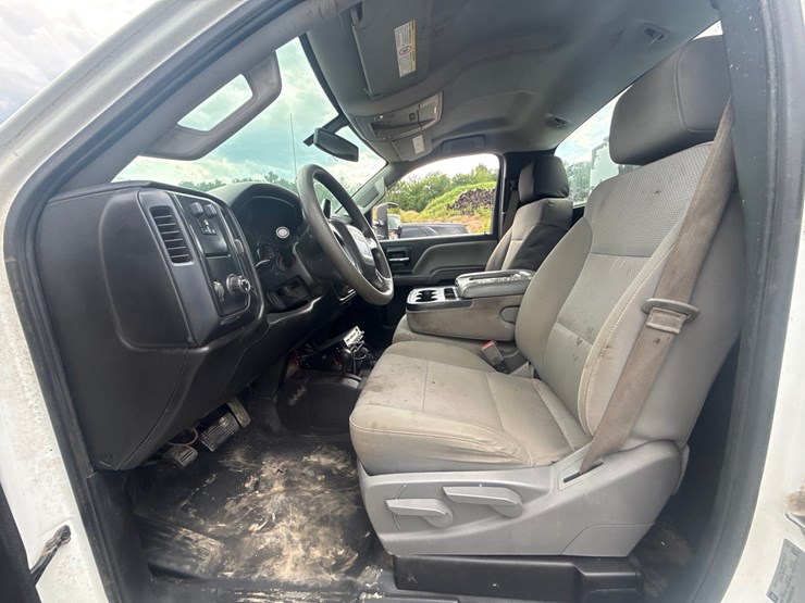 2017-gmc-3500hd-image-62