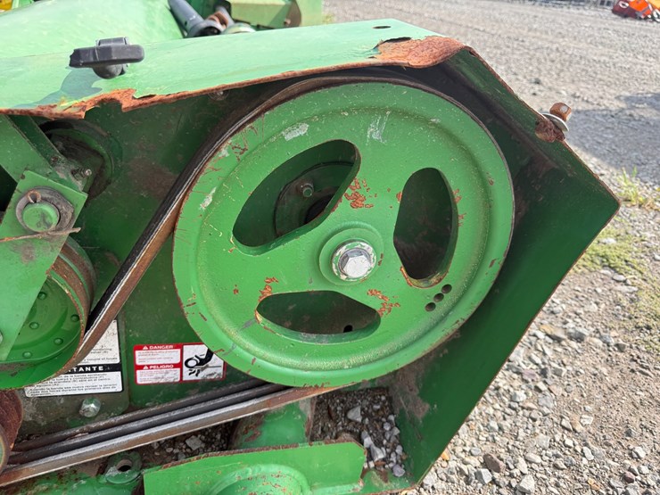 john-deere-520-image-11