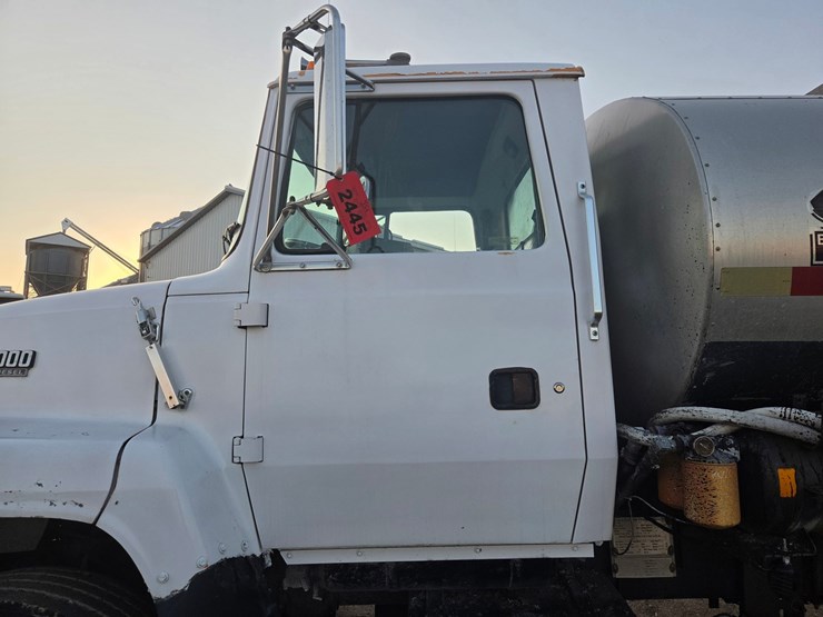 1991-ford-l8000-image-20