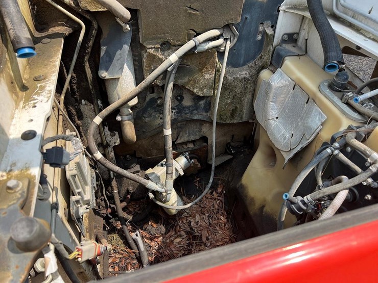 2023-bobcat-t66-image-5