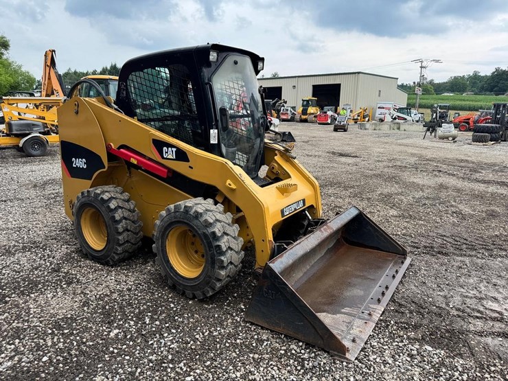 2008-caterpillar-246c-image-8