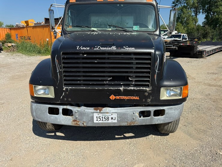 1991-international-4700-image-23