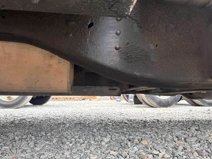 2017-gmc-3500hd-image-26
