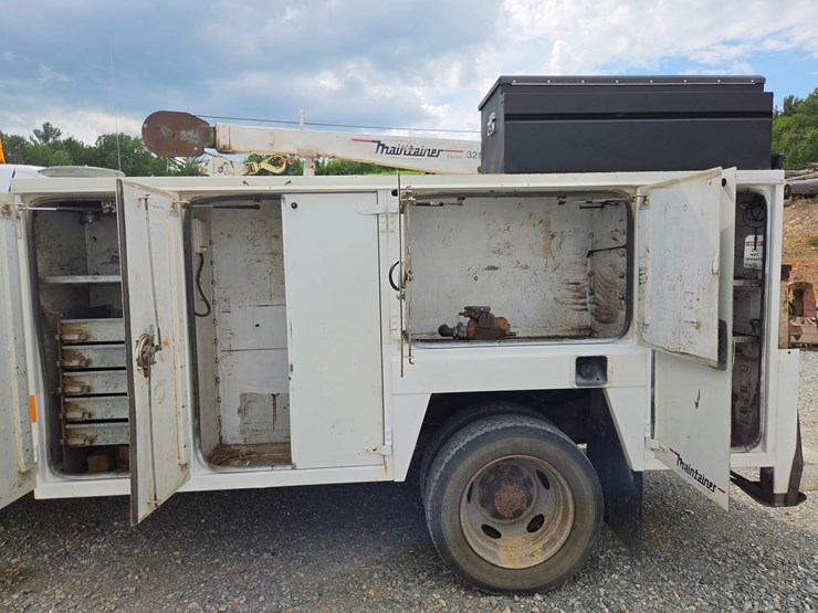 2001-ford-f550-image-21