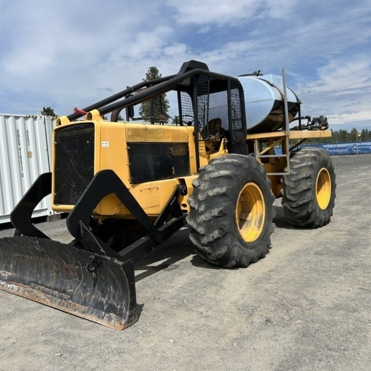 JOHN DEERE 740