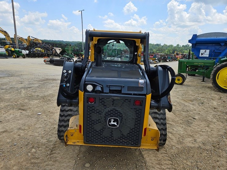 deere-325g-image-4