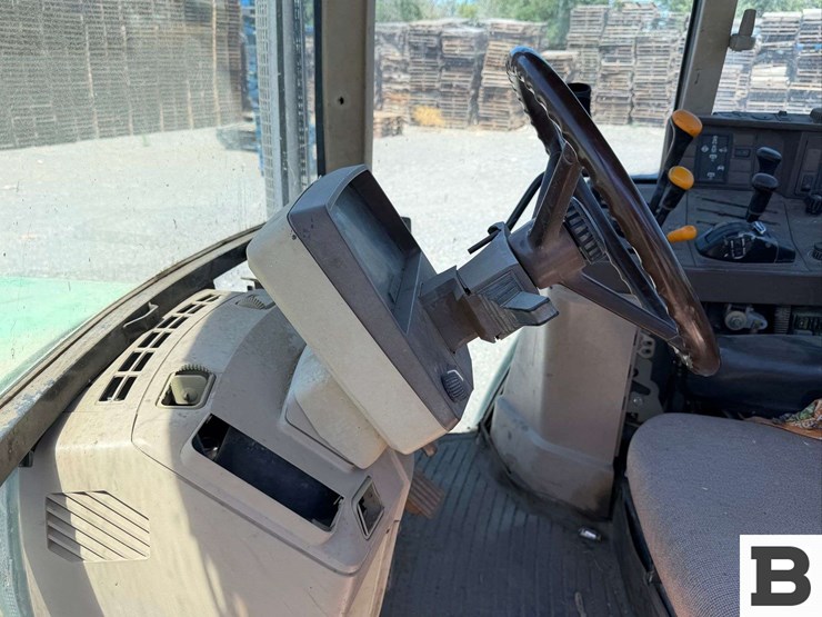 john-deere-6210-image-29