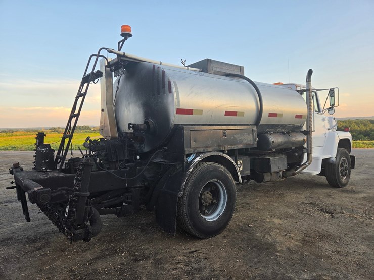 1991-ford-l8000-image-5
