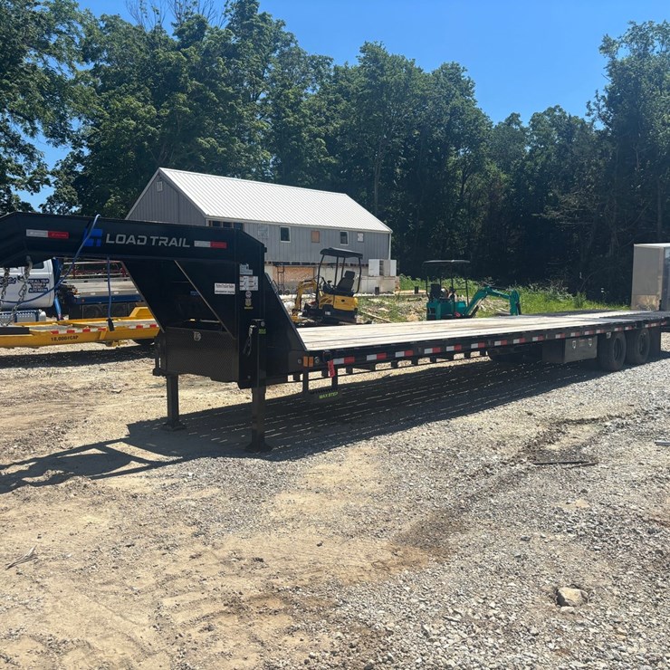 2026 GOOSENECK LOAD TRAIL