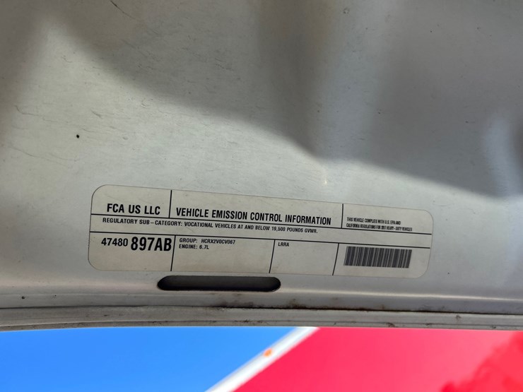 2017-dodge-3500-image-42