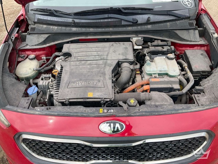 2017-kia-niro-hybrid-suv-image-6